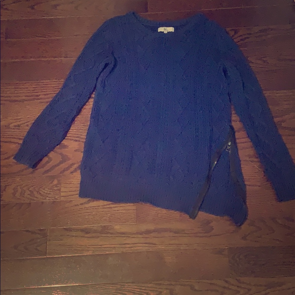 Sweater dress, oversized sweater
